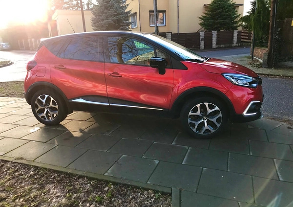 Renault Captur cena 47100 przebieg: 49000, rok produkcji 2018 z Poznań małe 631